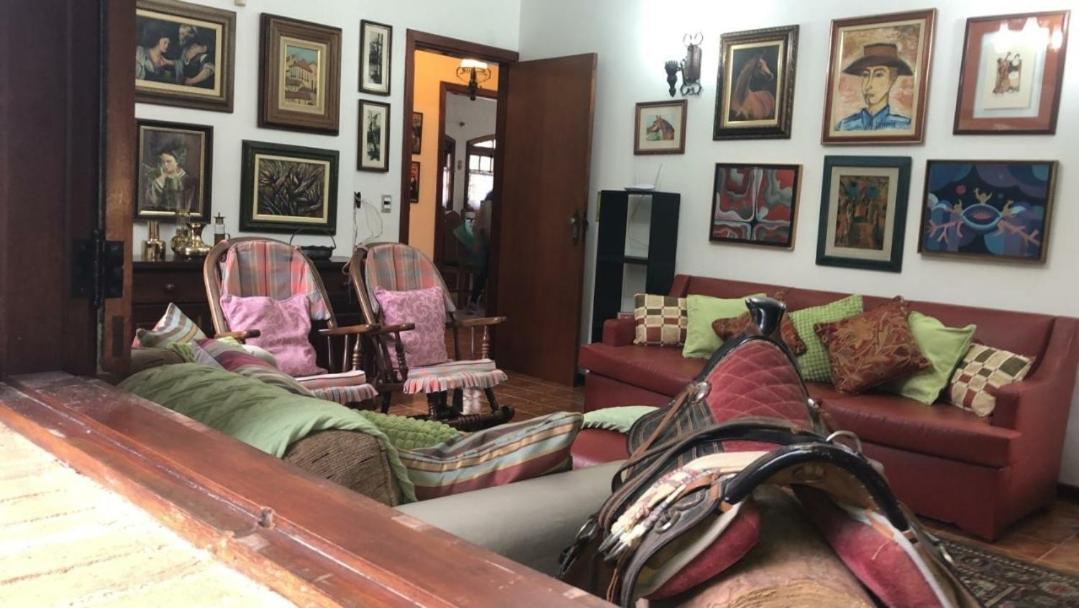 Casa Das Glicinias Perto Do Centro Villa Monte Verde  Eksteriør billede