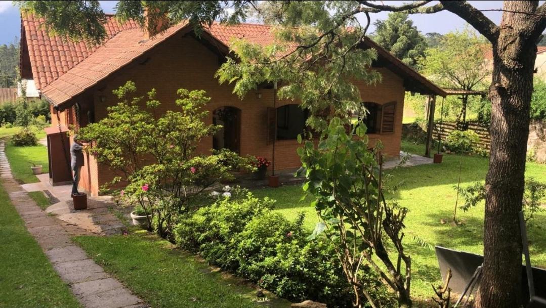 Casa Das Glicinias Perto Do Centro Villa Monte Verde  Eksteriør billede