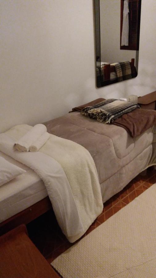 Casa Das Glicinias Perto Do Centro Villa Monte Verde  Eksteriør billede