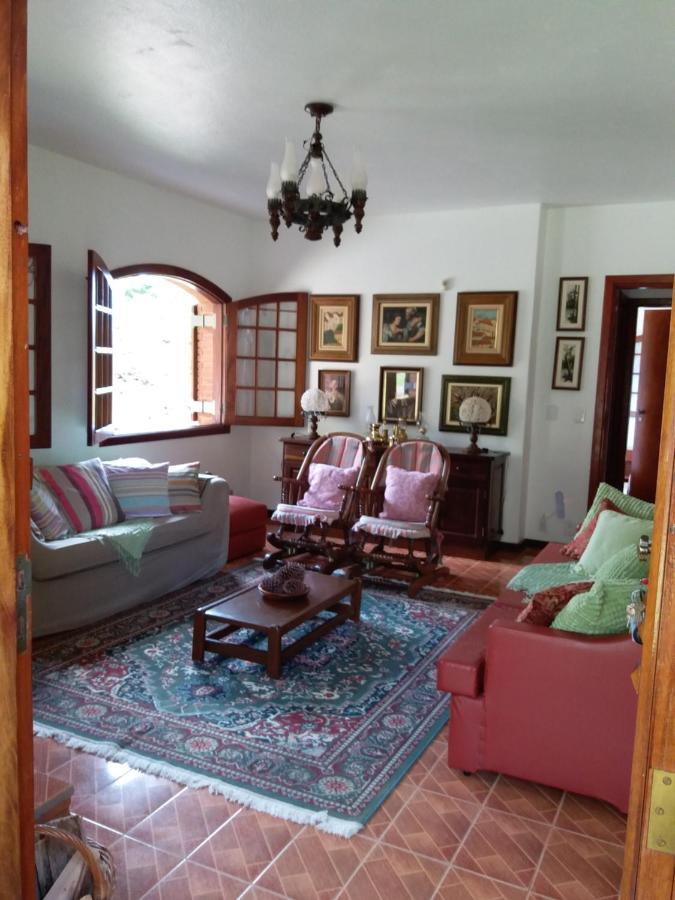Casa Das Glicinias Perto Do Centro Villa Monte Verde  Eksteriør billede